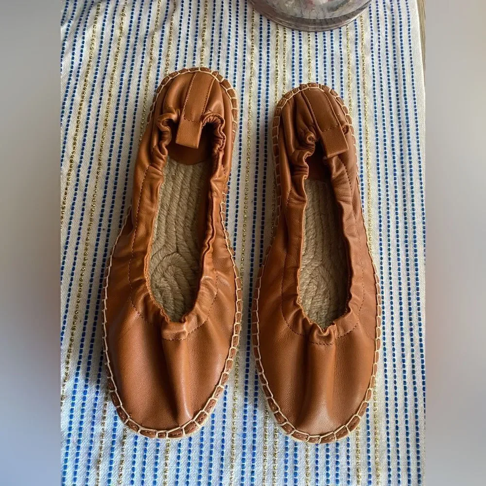 Saks fifth Avenue Shoes Womens size 6  Espadrille Brown Leather Flat NEW